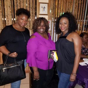 Meet your Posher, Virginia